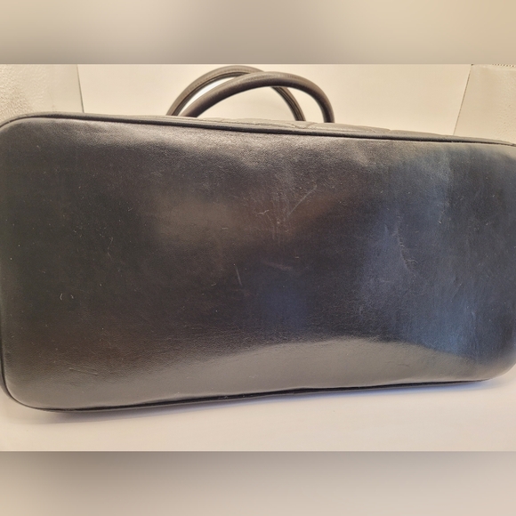 CHANEL Matelasse Lambskin Gold Medallion CC Logo Tote Bag Brown - Picture 6 of 6